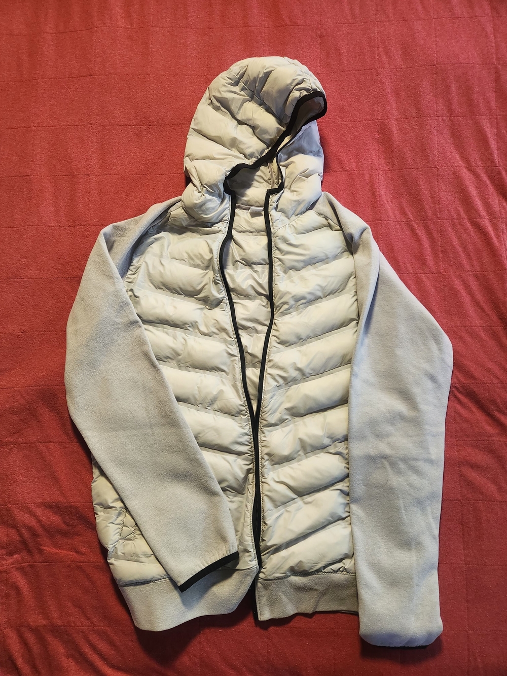 Old Navy Light Gray Men's Hybrid Hooded Puffer Jacket